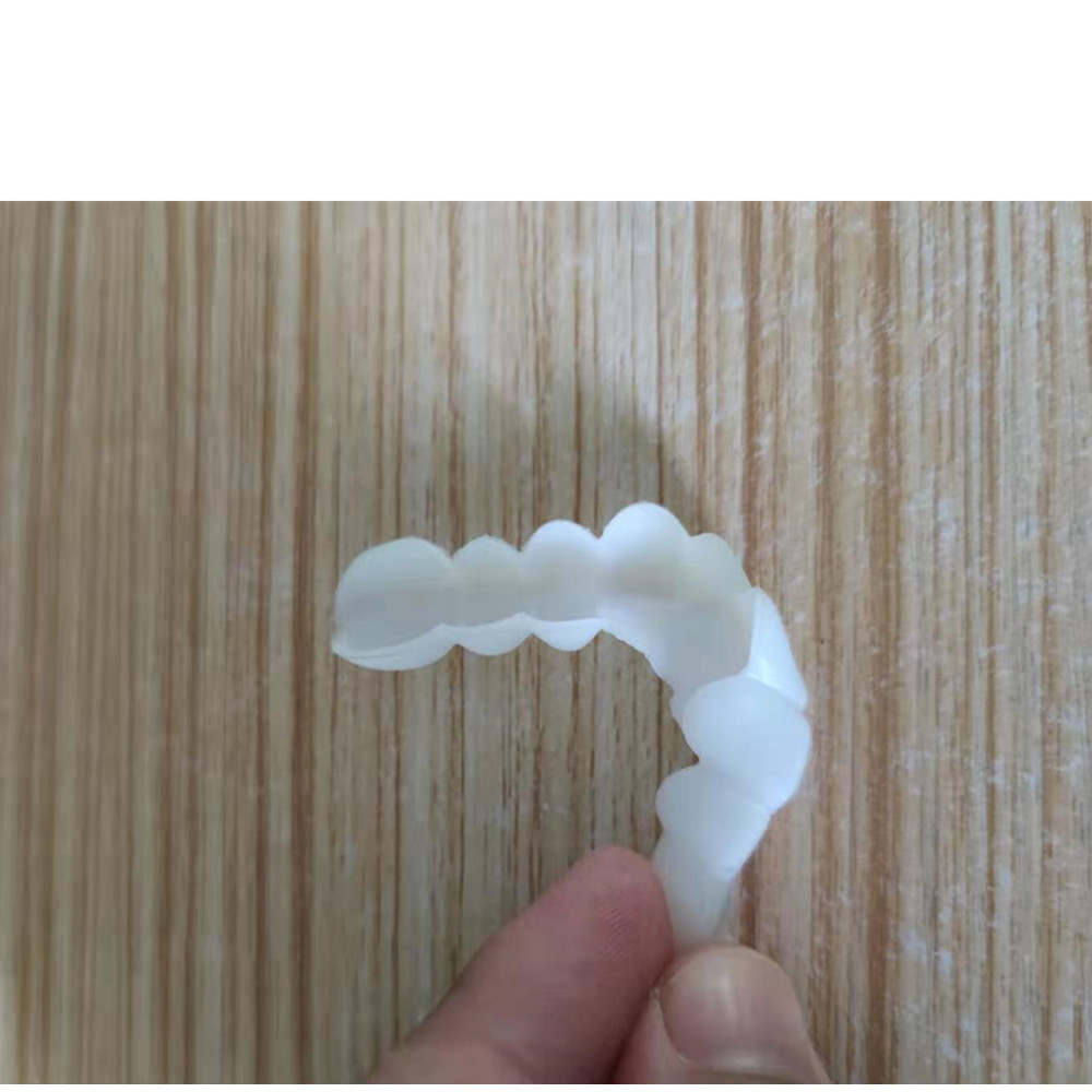 Morbido Gel di Silicone Dental - Teeth Whitening Moulds recensione e prezzo